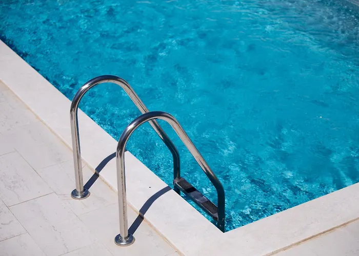 The Pool House Villa *